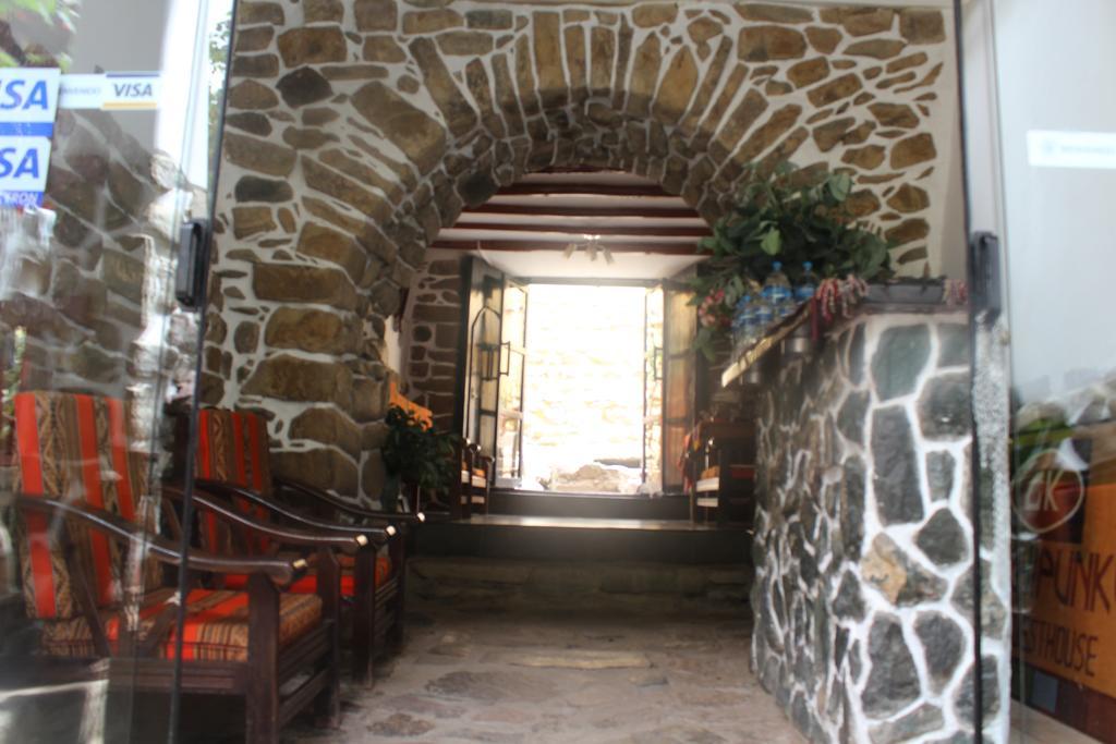 Eureka Lodge Ollantaytambo Exterior foto